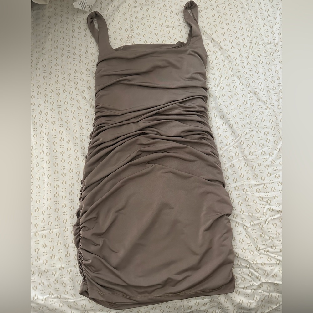 Brown dress